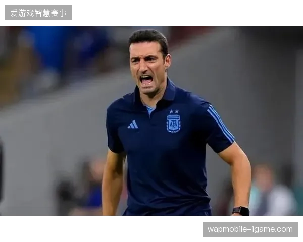 39岁梅西将以队长身份第六次出征世界杯,斯卡洛尼需平衡其体能与战术核心地位 39岁梅西将以队长身份第六次出征世界杯,斯卡洛尼需平衡其体能与战术核心地位